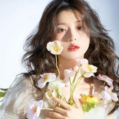 盛开的女人